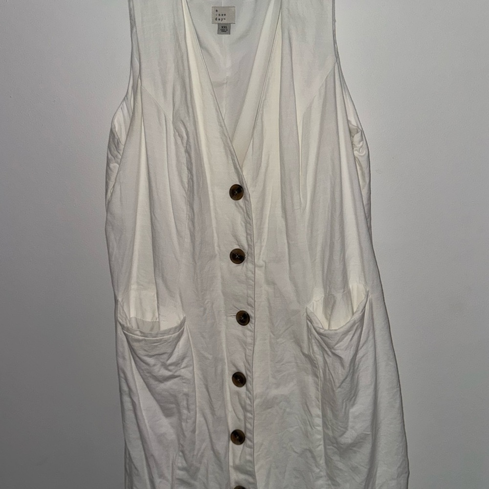 A New Day White Sleeveless Button Midi Dress